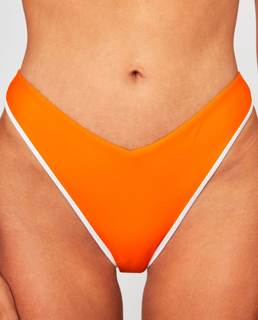 bikinibroekje met hoge beenuitsnijding en minimale bedekking