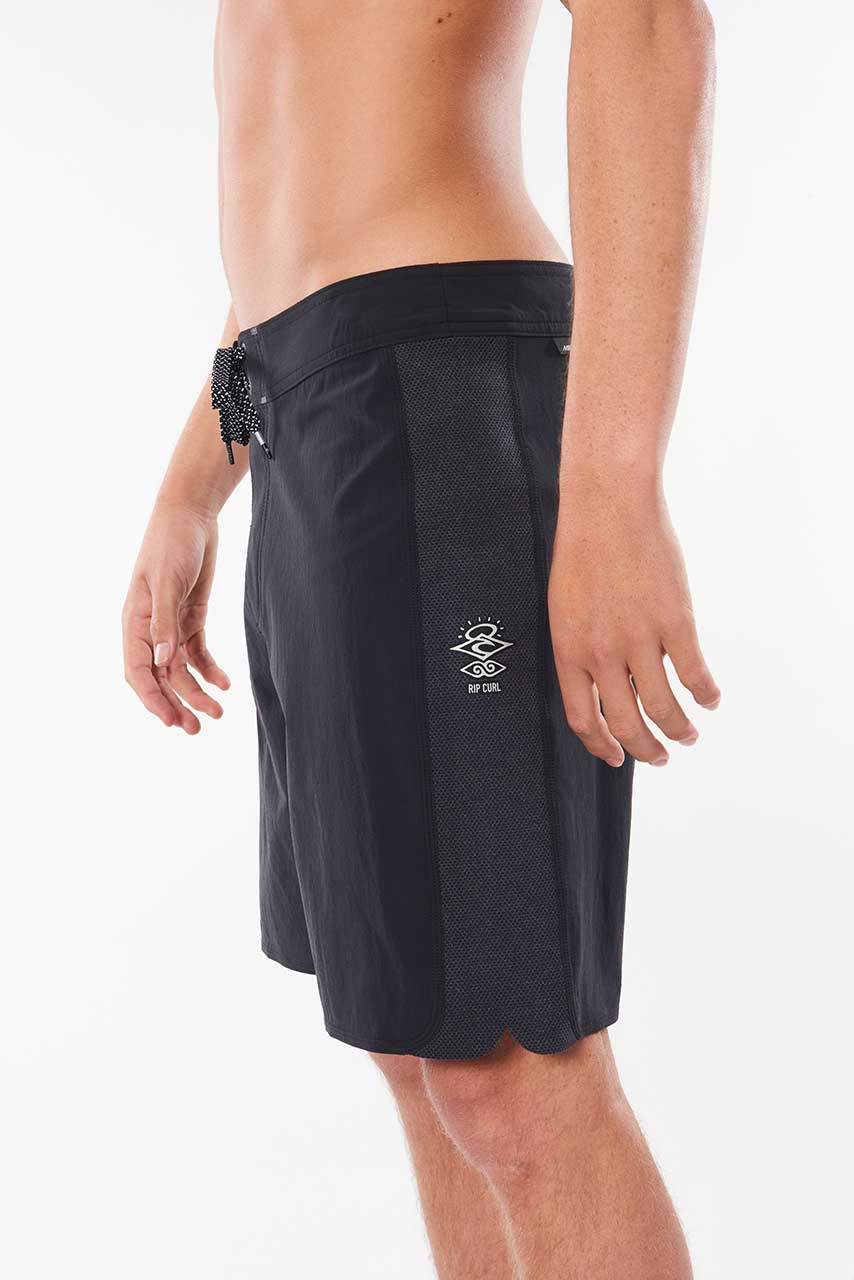 mirage 3-2-one ultimate 19 boardshort