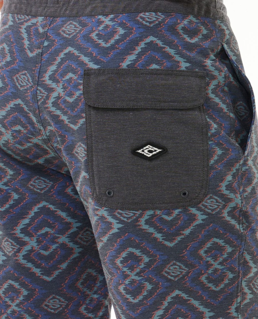 distorted gem 19 layday boardshort