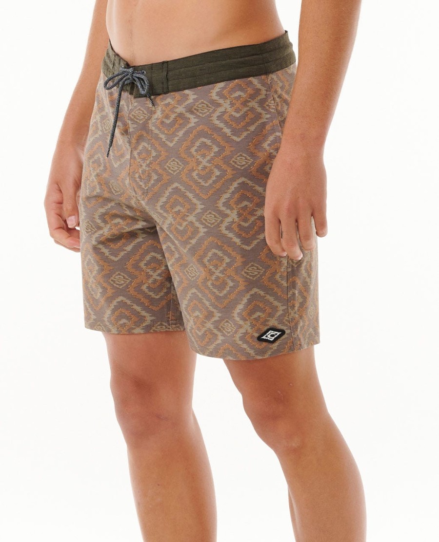 distorted gem 19 layday boardshort