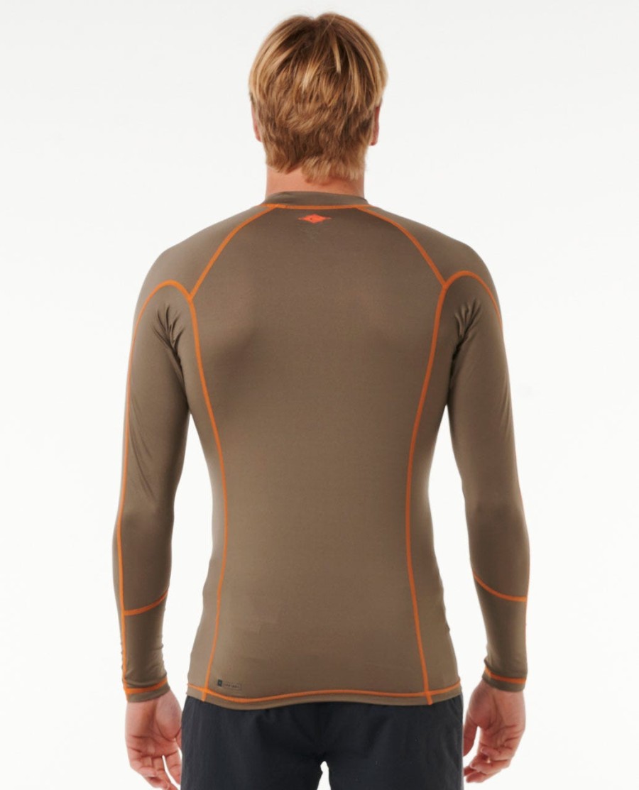 uv-werend rashvest met lange mouwen en kleurvervaging