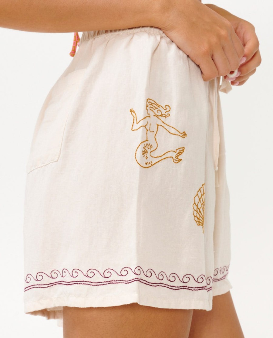 geborduurde shorts voor een strandfeest