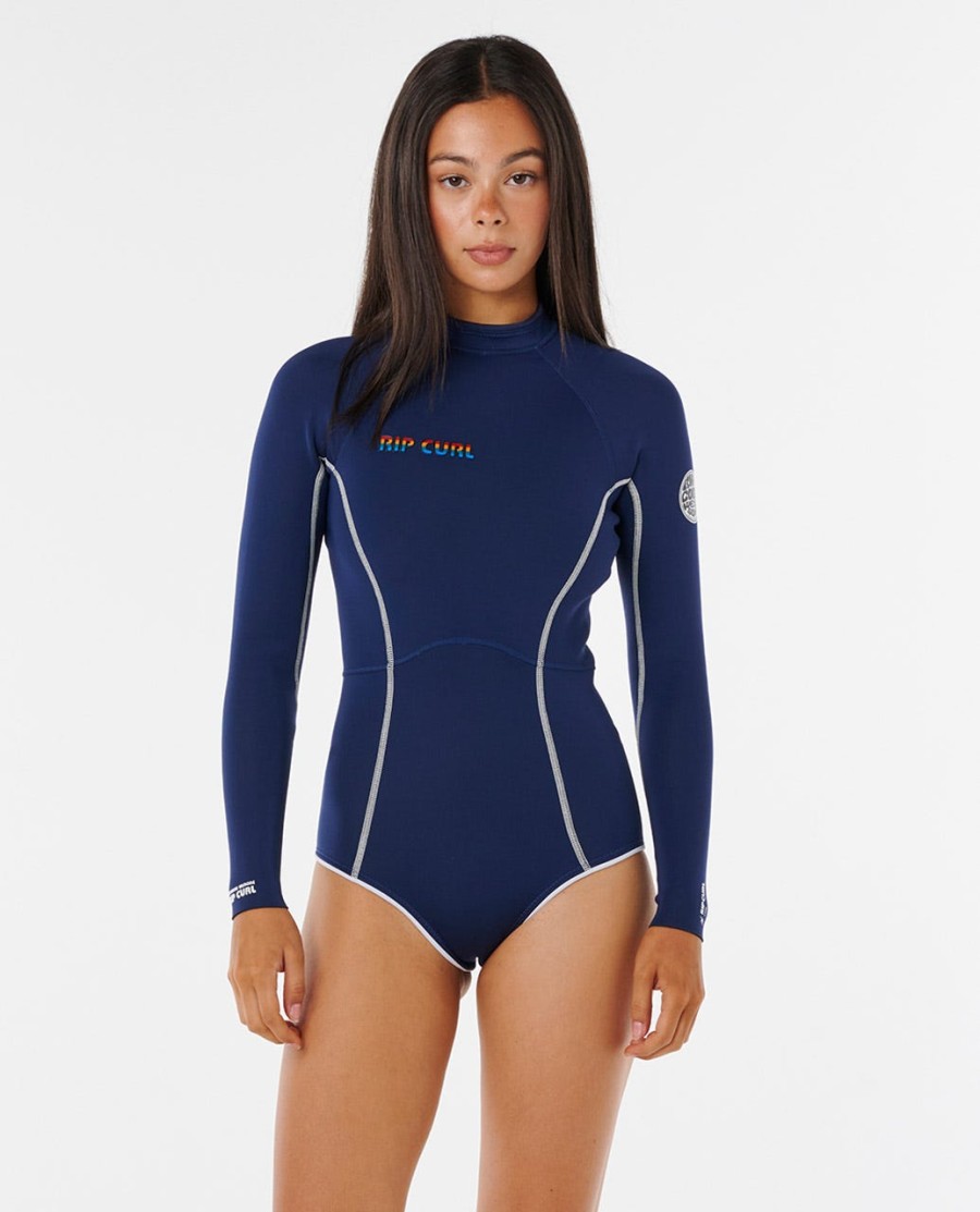 steph gilmore g-bomb 15 mm springsuit met lange mouwen en ritssluiting aan de achterkant en goede dekking
