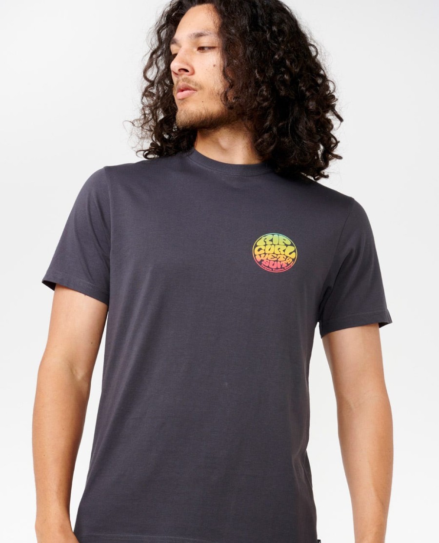 t-shirt met wetsuit-icoon