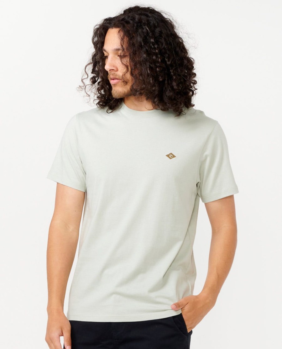 t-shirt met geborduurd merklogo