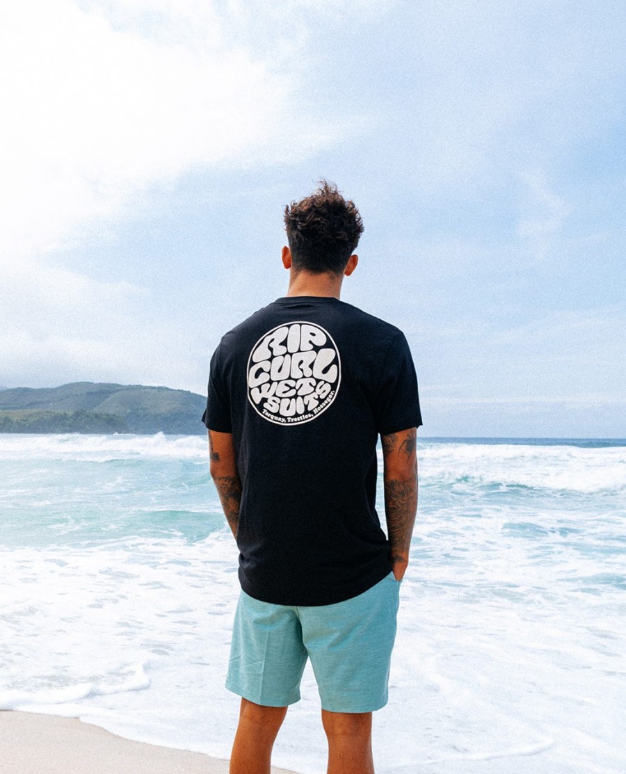 wettie icon tee