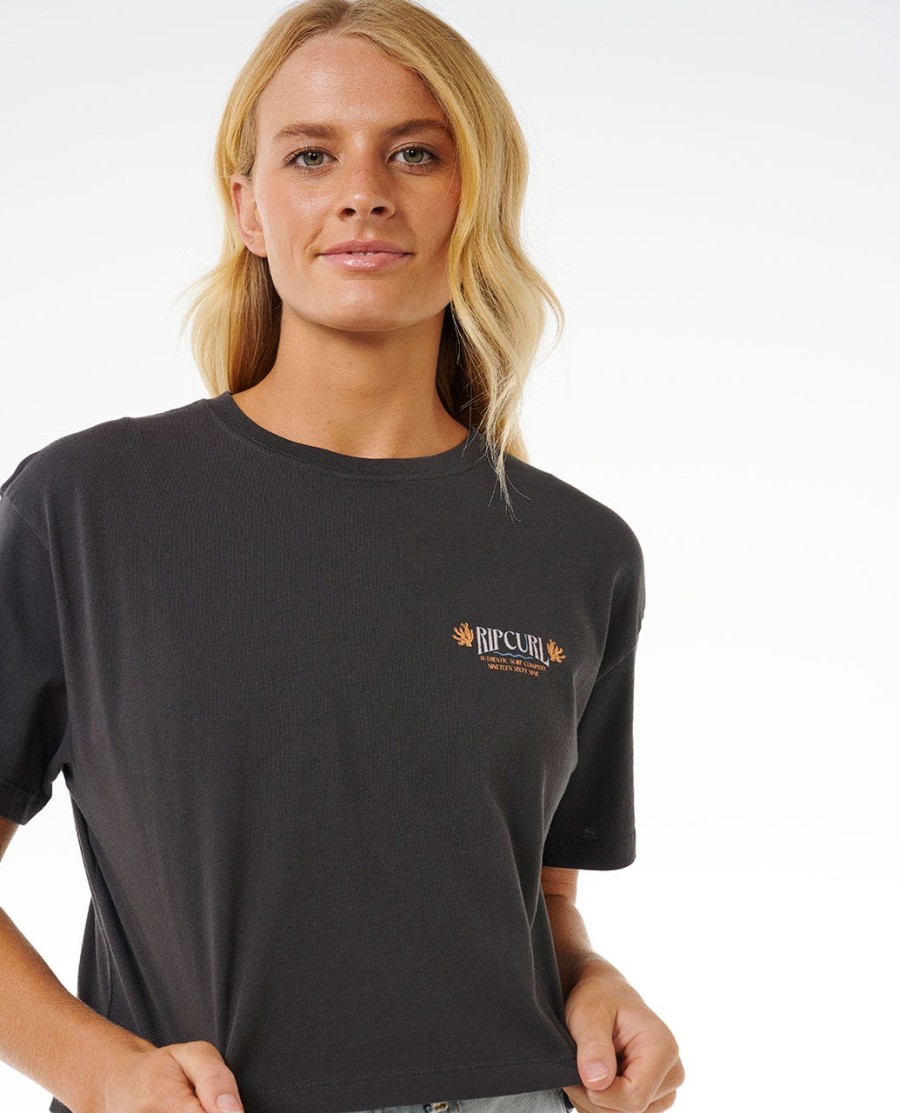 coral sands crop t-shirt