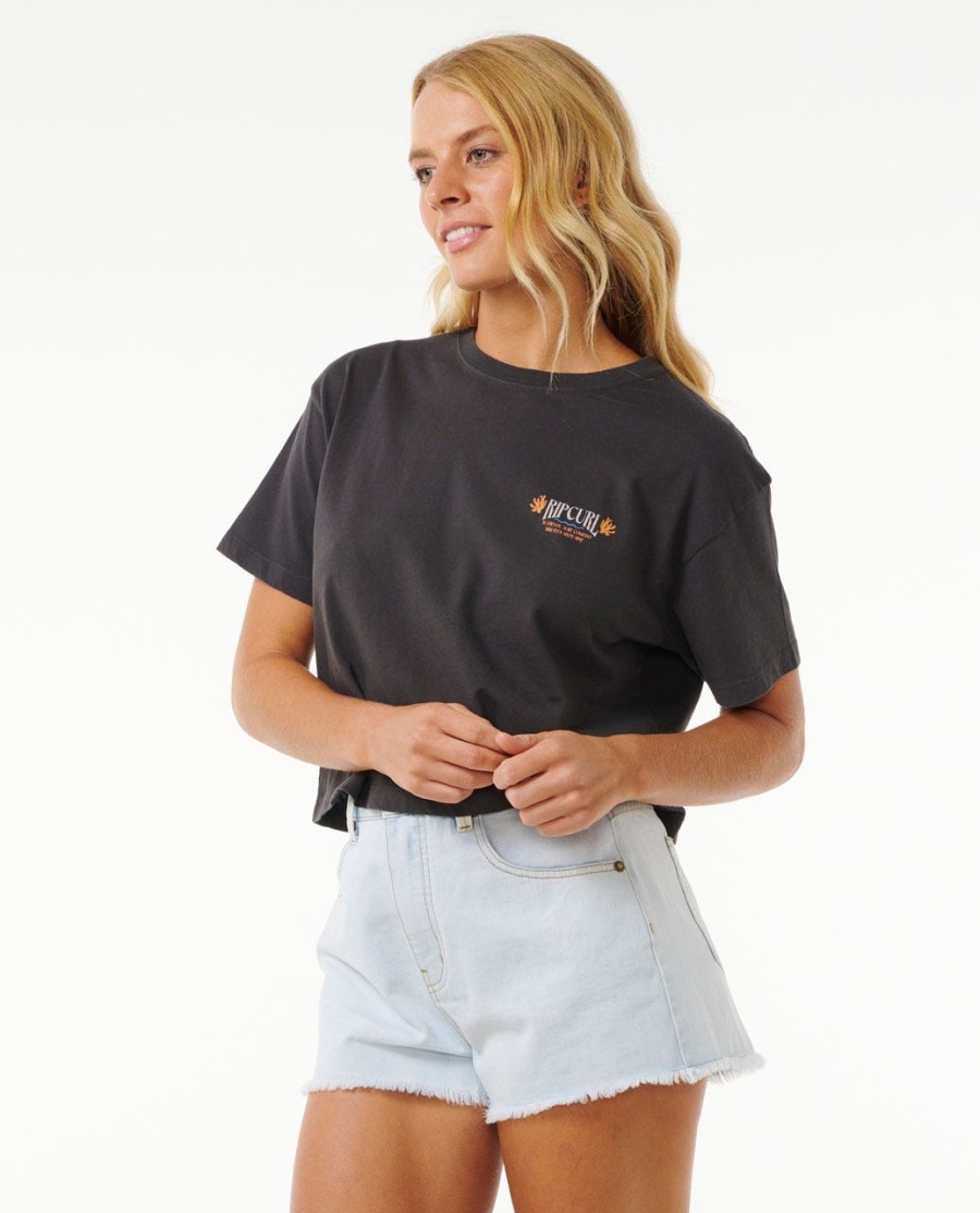 coral sands crop t-shirt